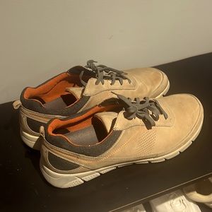 Men’s casual shoes